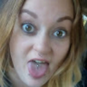 Meet your Posher, Britni